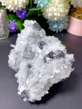749,5 г Образец натурального кристаллического кальцита Железа Свободной формы Минеральной ассоциации