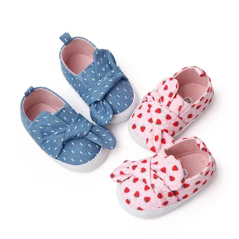 Весенне-осенняя детская повседневная обувь для девочек, мягкая нескользящая подошва, милая модная уличная детская кроватка для новорожденных, первые ходунки, детская обувь